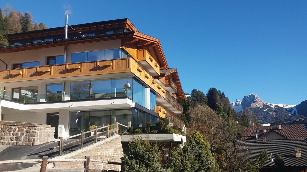Hotel Garni Gardena - Appartments Santa Cristina Val Gardena Kültér fotó